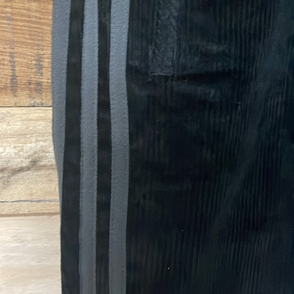 Adidas Originals size small black corduroy side stripe pants - Picture 2 of 12